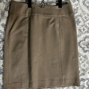 Banana Republic khaki skirt - 4